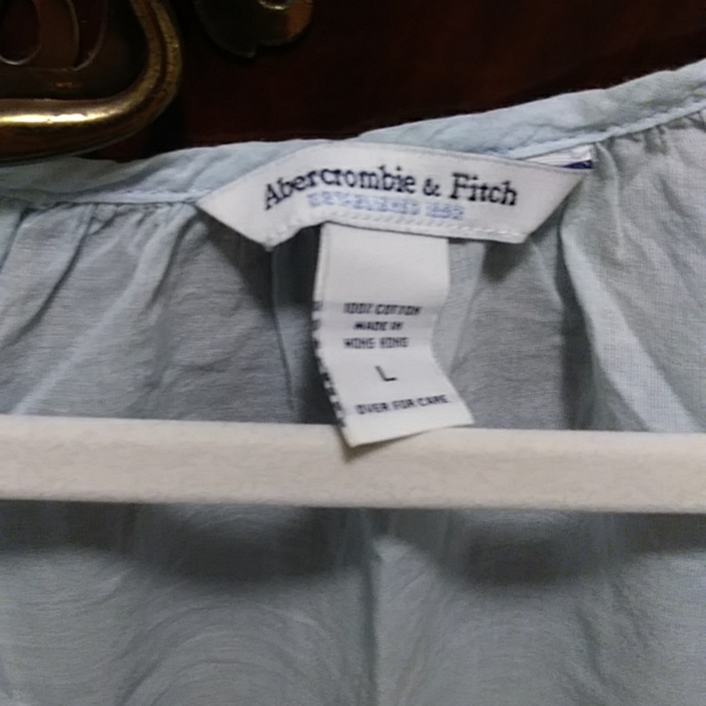 Baby Blue embroidery top short sleeve - Picture 3 of 6